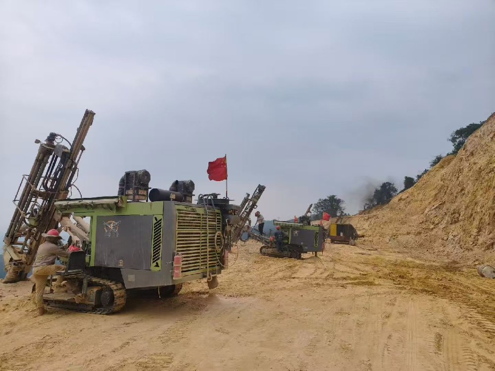 Complex Mountain Engineering Multi-Rig Drilling Case Study
